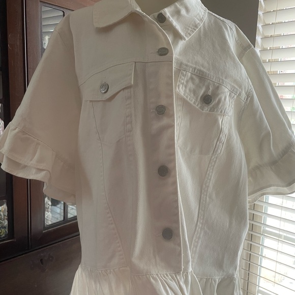 Mud Pie Jackets & Blazers - Mud Pie NWT White Cotton Double Ruffle Short Sleeve Jacket. Size XL.